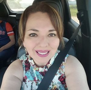 Meet your Posher, Sharon